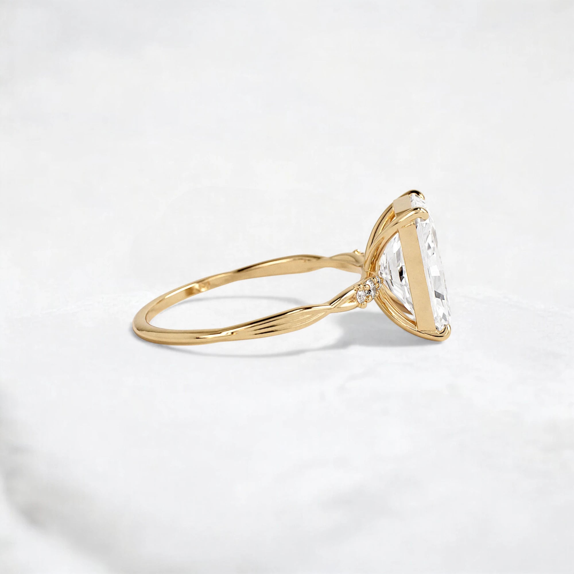 twisted-style-2ct-radiant-cut-engagement-ring-4