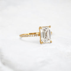 whispers-of-eternity-emerald-pave-diamond-engagement-ring-2-50-ct-yellow-gold-gemfora-2